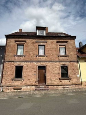 Großes Stadthaus in Kirchheimbolanden auf tollem Eigentumsgrundstück