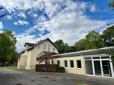 Großzügiges Anwesen mit vielseitigen Nutzungsmöglichkeiten in Naumburg
