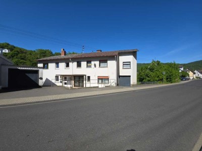 Zwei Immobilien zum Preis von einer mit traumhaften Garten in Nahbollenbach