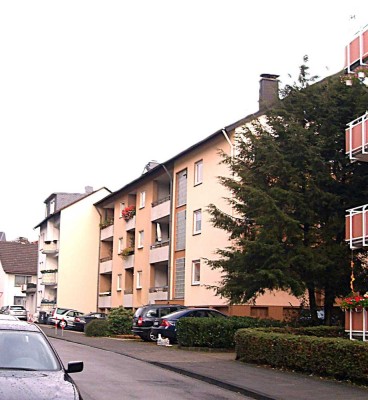 Zentral gelegene 3-Zimmer-Wohnung mit Südbalkon -