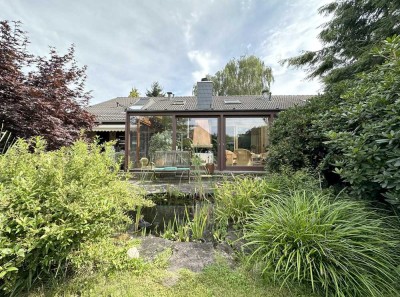 Ansprechendes & großzügiges Reihenendhaus im Bungalowstil mit schönem Garten in ruhiger Lage