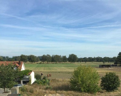 Wohnen im grünen mit Terrasse, Hobbykeller und Garten