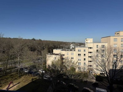 Erstbezug nach Sanierung mit Balkon: freundliche 3-Zimmer-Wohnung in Pforzheim (Haidach)