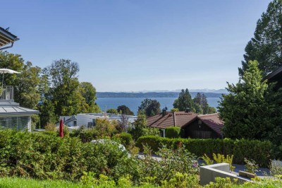 Moderne Erdgeschoss-Wohnung mit Seeblick und großer Terrasse