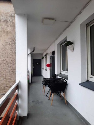frisch renovierte 3,5 Zimmer-Wohnung mit Balkon sucht Nachmieter