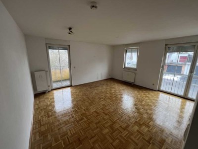 Attraktive 1,5-Raum-Wohnung mit EBK und Balkon in Bad