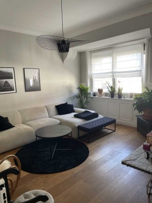 Lichtdurchflutete, kernsanierte Altbauwohnung in der Ludwigsburger Innenstadt