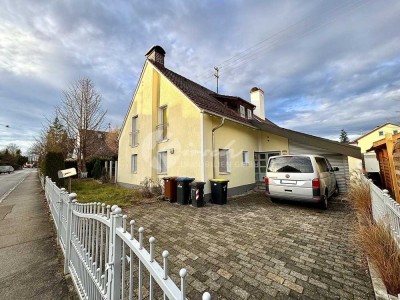 Einzigartiges, ruhiges Traumhaus zentral in Königsbrunn mit Indoor-Pool und Outdoorbecken