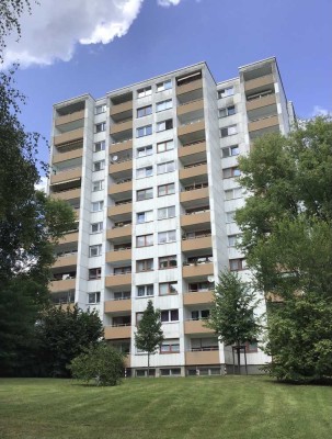 Seniorenwohnung: 2-Zimmer mit Balkon (WBS und Mindestalter 55 Jahre erforderlich)