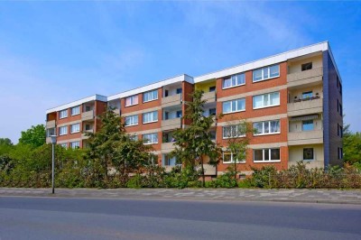3- Zimmerwohnung mit Balkon und Tageslichtbad!