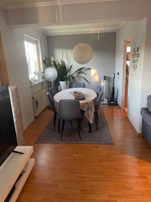 Schöne 3 Zimmer Wohnung mit Sonnenuntergangsgarantie