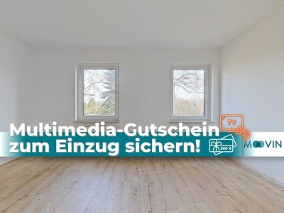 ***500 €-Multimedia-Gutschein zum Einzug sichern!***: Sanierte 4-Zimmer Wohnung mit Tageslichtbad!