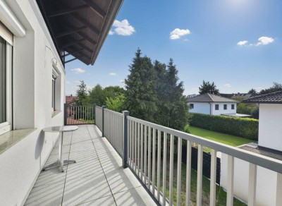 Neuer Preis! ++ Weihnachtsaktion -4% ++ Provisionsfrei - Moderne 4 Zimmer-Wohnung (Küche extra) mit Balkon in Ruhelage – Eigengrund - Viele Extras für ihr Wohlbefinden