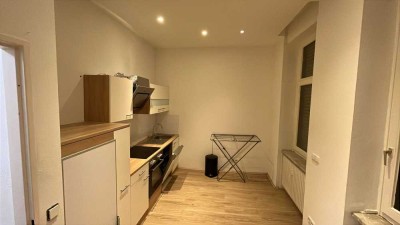 Sanierte 1-Raum-Wohnung mit Einbauküche in Offenbach