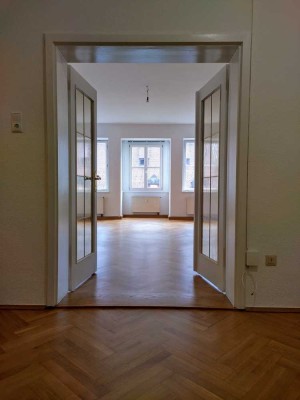 Schöne 3-Zimmer Altbauwohnung, ideal für ein Paar