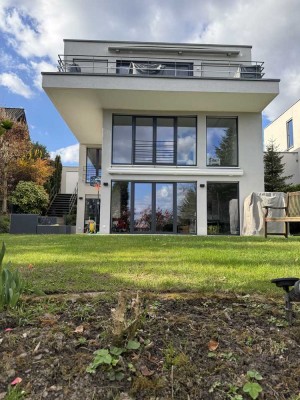 Rarität: Haus-Im-Haus Konzept in familienfreundlicher Lage