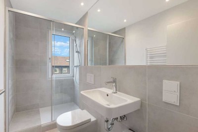 ERSTBEZUG: Hochwertig sanierte Wohnung mit Einbauküche!