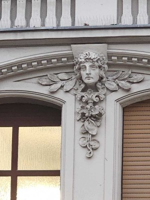 Vermietete 1 Zimmerwohnung im wunderschönen Altbau provisionsfrei zu verkaufen