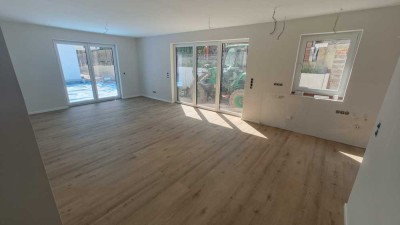 Erstbezug 3-Zimmer-Erdgeschosswohnung mit geh. Innenausstattung mit EBK in Butzbach