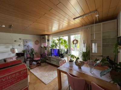Ansprechende und gepflegte 4-Zimmer-Wohnung mit Balkon und Einbauküche in Schweinfurt