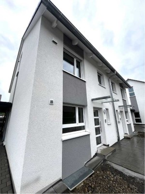Neues Einfamilienhaus (DHH) mit 5 Zimmern in Sulz am Neckar