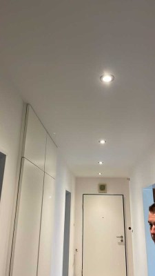 Besichtigung 16./17.08. Modernisierte 4-Zimmer-Wohnung mit gehobener Innenausstattung mit Balkon