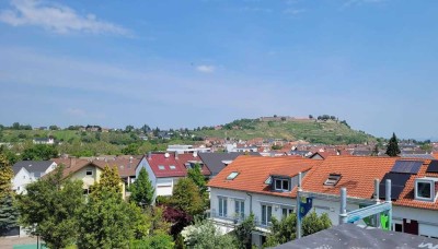 Sofort einziehen! Genießen Sie den Ausblick von Ihrer Penthouse-Wohnung