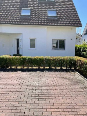 Doppelhaushälfte in Königstein im Taunus-Schneidhain