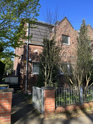 Doppelhaushälfte für die kleine Familie in Düsseldorf-Lohausen