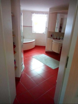 Großzügiges Haus mit 6,5 Zimmern und EBK in Wegenstedt