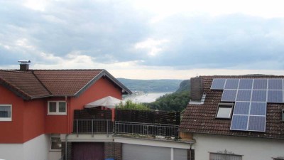 Lichtdurchflutete 4-Zimmer-Wohnung mit Rheinblick & Südwest-Balkon