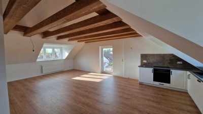 Neue, helle Dachgeschosswohnung