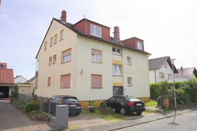Weiterstadt-Kernstadt. 2 ZKB mit Balkon. Ruhige Lage