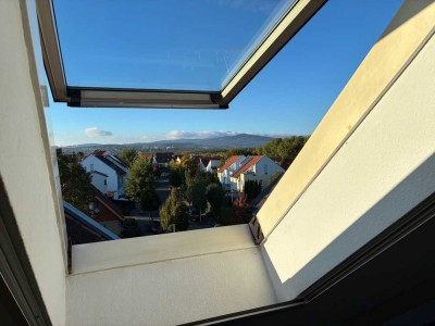 traumhafte Dachwohnung - von privat- mit Klimaanlage