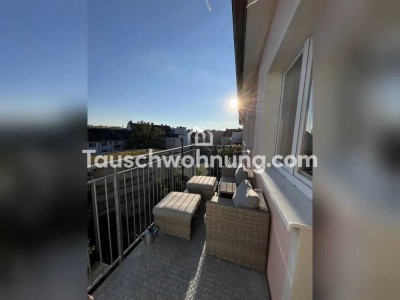 Tauschwohnung: Helle 2 Zimmer Wohnung mit großem Balkon