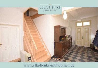 Historisches, stilvolles Fachwerkhaus mit Scheune und Innenhof...