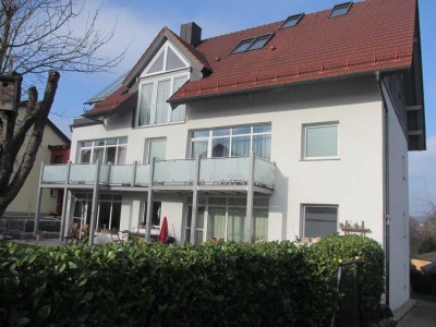 Helle, sonnige 4 Zi-Wohnung