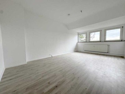 Renovierung abgeschlossen! Gepflegtes Haus! Gute Nachbarschaft! Ruhige Wohnlage!