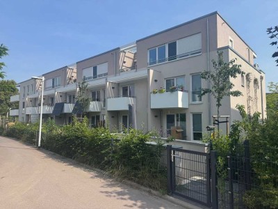 Urban und Grün! Townhouse mit Tiefgarage und kleinem Garten in beliebter Lage von Dresden-Pieschen