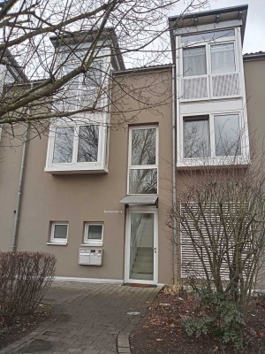 Kuschelige, 2 Zimmer-Dachwohnung mit Terrasse in Nierstein zu vermieten