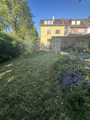 Modernes Einfamilienhaus in 52353 Düren, mit wunderbarem Garten