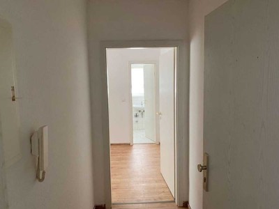 Charmante 1-RW mit modernem Laminat