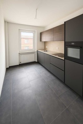 * Frisch Sanierte 3-Zimmer Wohnung mit EBK und Balkon*