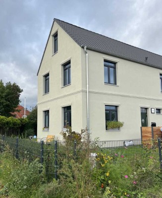 Nähe Berlin-Spandau: Wohnen im Grünen ab 13,79 €/ m² NKM mit Garten & Stellplätzen