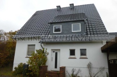 Zweifamilienhaus mit Anbau, Carport und großem Garten in Rietberg *provisionsfrei*