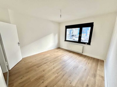 Sanierte 2-Zimmer-Wohnung mit Balkon und Einbauküche