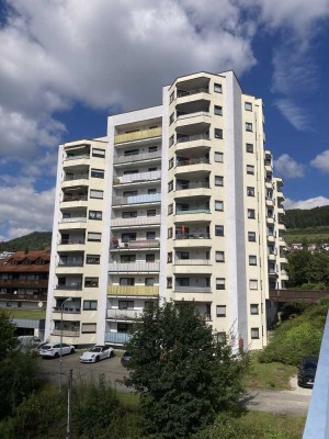 Gepflegte 3,5 Zi, Wohnung mit sonniger Loggia (barrierefrei)
