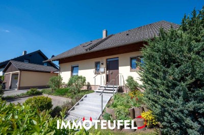 Gepflegtes Wohnhaus mit vielseitiger Raumaufteilung, ideal für Familien, ruhig gelegen in Zwönitz