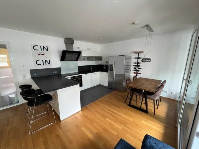 Möblierte 3-Zimmer-Wohnung mit Balkon befristet für 12 Monate