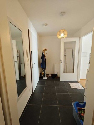 Exklusive 2-Raum-Wohnung mit gehobener Innenausstattung mit Balkon und EBK in Friedrichshafen